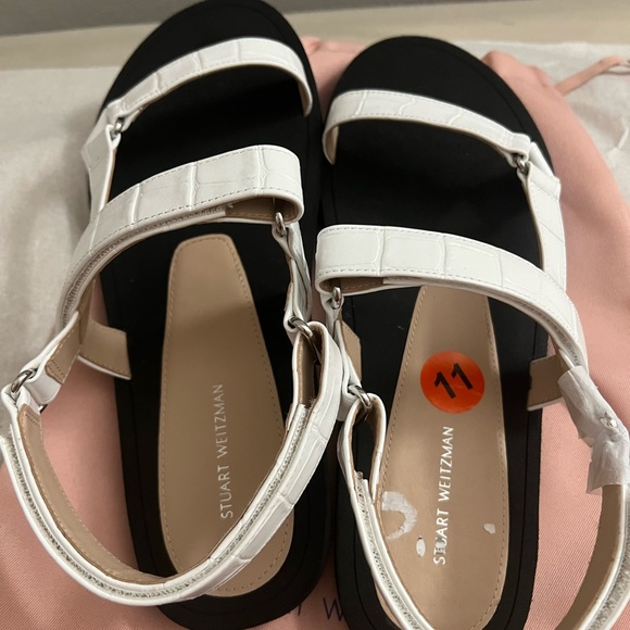 NEW Stuart Weitzman white and black leather croc sandals - Picture 5 of 12